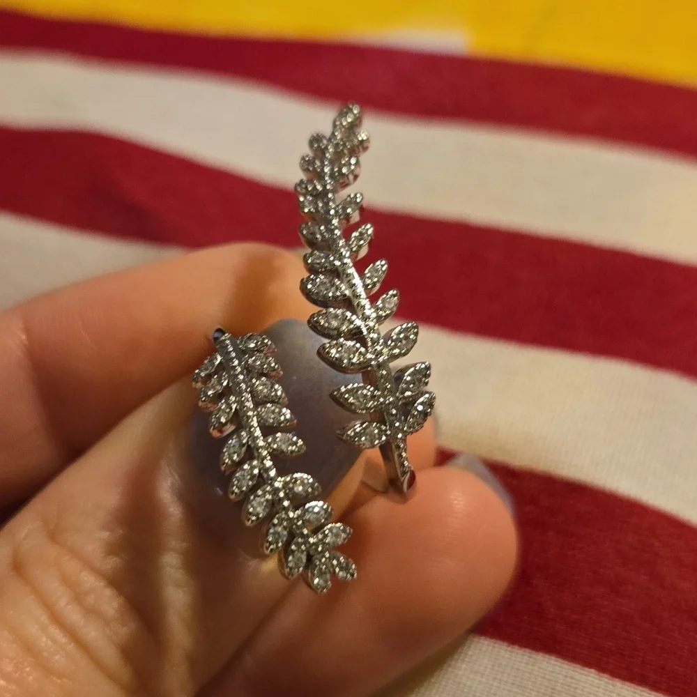 NEW 925 Sterling Silver Leaf Design Women's Ring Sz7✨️ - Picture 4 of 4